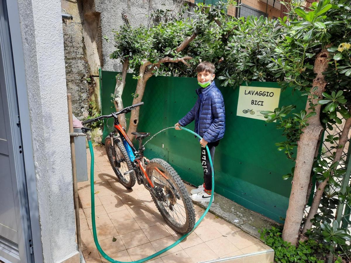 Casa Romeo Appartamento Con Posto Auto Finale Ligure Zewnętrze zdjęcie